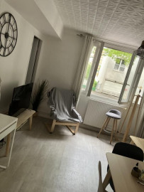 
                                                                                        Colocation
                                                                                         1 CHAMBRE DANS COLOCATION DE 3 PERSONNES LOUISE MICHEL