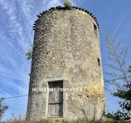 
                                                                                        Vente
                                                                                         A 50mn de Bordeaux, propriété1 hectare avec belle demeure et dépendances 