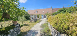 
                                                                                        Vente
                                                                                         A Rocamadour belle longère avec piscine avec une superbe vue.