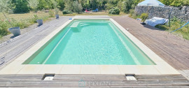 
                                                                                        Vente
                                                                                         A Rocamadour belle longère avec piscine avec une superbe vue.