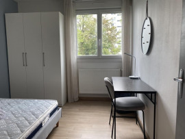 
                                                                                        Colocation
                                                                                         Agréable colocation de 3 personnes à Mérignac