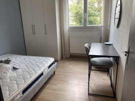 
                                                                                        Colocation
                                                                                         Agréable colocation de 3 personnes à Mérignac