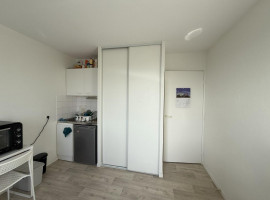 
                                                                                        Vente
                                                                                         Appartement 1 pièce