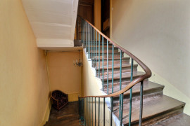 
                                                                                        Vente
                                                                                         Appartement 143m² Thiers 63300