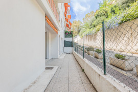 
                                                                                        Vente
                                                                                         Appartement 2 pièces en rez-de-chaussée avec terrasse et cave