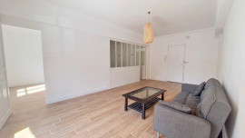 
                                                                                        Vente
                                                                                         SOUS COMPROMIS Appartement  3 Pièce(s) 68 m²