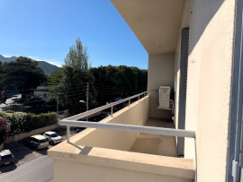 
                                                                                        Vente
                                                                                         Appartement 3 pièces 65m²