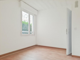 
                                                                                        Vente
                                                                                         Appartement 3 pièces lumineux avec jardin privatif