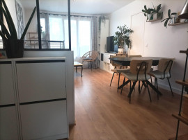 
                                                                                        Vente
                                                                                         Appartement 4 pièces