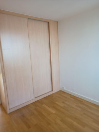 
                                                                                        Vente
                                                                                         Appartement 4 pièces