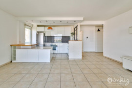 
                                                                                        Vente
                                                                                         Appartement 4 pièces