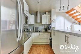 
                                                                                        Vente
                                                                                         Appartement 4 pièces