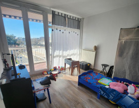 
                                                                                        Vente
                                                                                         Appartement 4 pièces 75 m²  Toulon Est