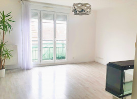 
                                                                                        Vente
                                                                                         Appartement 4 pièces - 82m2