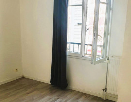 
                                                                                        Vente
                                                                                         Appartement 4 pièces - 82m2