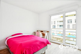 
                                                                                        Vente
                                                                                         Appartement 4 pièces a Antony quartier Jean Zay