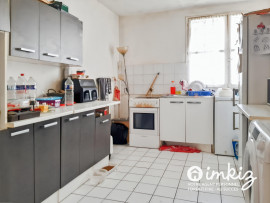 
                                                                                        Vente
                                                                                         Appartement 4 pièces avec balcon et parkings