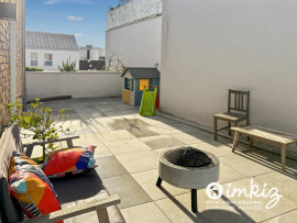 
                                                                                        Vente
                                                                                         Appartement 4 pièces avec très grande terrasse