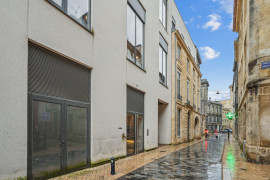 
                                                                                        Vente
                                                                                         Appartement 48 m² - Hyper Centre Bordeaux