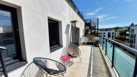 
                                                                                        Vente
                                                                                         Appartement 4p 79m² avec toit-terrasse à Garches