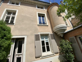 
                                                                                        Vente
                                                                                         Appartement 5 pièces