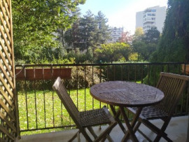 
                                                                                        Vente
                                                                                         Appartement 72m2 - bourg l'évêque