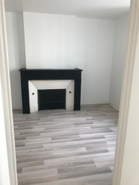 
                                                                                        Location
                                                                                         Appartement 84 m²