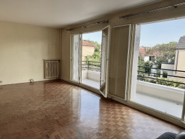 
                                                                                        Vente
                                                                                         Appartement avec parking et balcon