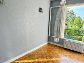 
                                                                                        Vente
                                                                                         Appartement avec parking et balcon