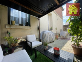 
                                                                                        Vente
                                                                                         APPARTEMENT DE PLAIN PIED