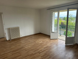 
                                                                                        Location
                                                                                         Appartement de type F3 de 59 m²