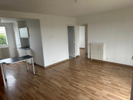 
                                                                                        Location
                                                                                         Appartement de type F3 de 59 m²