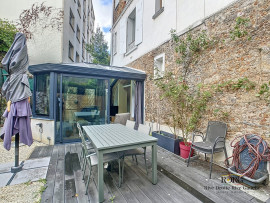 
                                                                                        Vente
                                                                                         APPARTEMENT DUPLEX AVEC  JARDIN