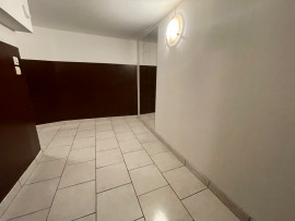 
                                                                                        Location
                                                                                         Appartement F2 triplex atypique de 70m²