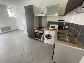 
                                                                                        Location
                                                                                         Appartement F2 de 33m² équipé