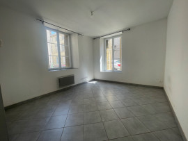 
                                                                                        Location
                                                                                         Appartement F2 de 33m² équipé