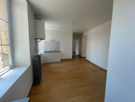 
                                                                                        Location
                                                                                         Appartement F3 lumineux de 51m²