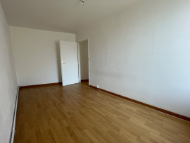 
                                                                                        Location
                                                                                         Appartement F3 lumineux de 51m²