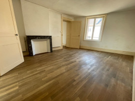 
                                                                                        Location
                                                                                         Appartement F3 lumineux de 70m²