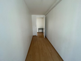 
                                                                                        Location
                                                                                         Appartement F4 de 110m² centre-ville