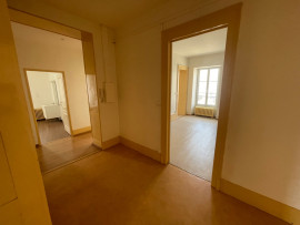 
                                                                                        Location
                                                                                         Appartement F4 lumineux de 120m²