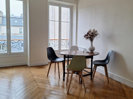 
                                                                                        Vente
                                                                                         Appartement Paris 9ème quartier Saint-Georges