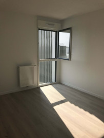 
                                                                                        Location
                                                                                         Appartement T2 45m² à null