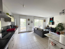 
                                                                                        Vente
                                                                                         Appartement T2 avec garage à Cagny