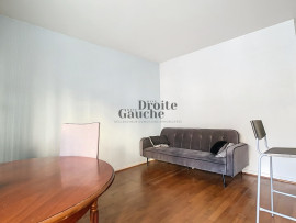 
                                                                                        Location
                                                                                         Appartement T2 en plein centre ville de Sèvres