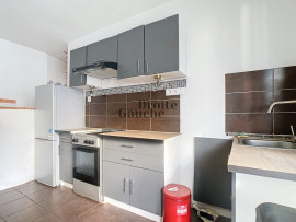 
                                                                                        Location
                                                                                         Appartement T2 en plein centre ville de Sèvres