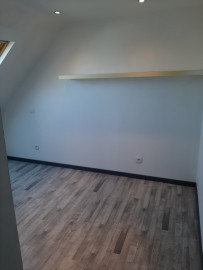 
                                                                                        Location
                                                                                         Appartement T3 en HYPER-CENTRE de Saint-Quentin