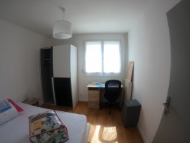 
                                                                                        Vente
                                                                                         Appartement T4 Libre à Clermont-Ferrand