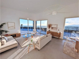 
                                                                                        Vente
                                                                                         Appartements 4 pièces en Dernier étage Vue Mer Nice ouest Fabron a vendre