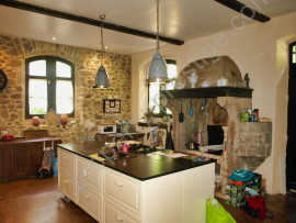 
                                                                                        Vente
                                                                                         ARDECHE - CHATEAU du XVIIème 1400 M² - CHAMBRES D’HÔTES - GÎTES - SOURCES - 1.8 HA